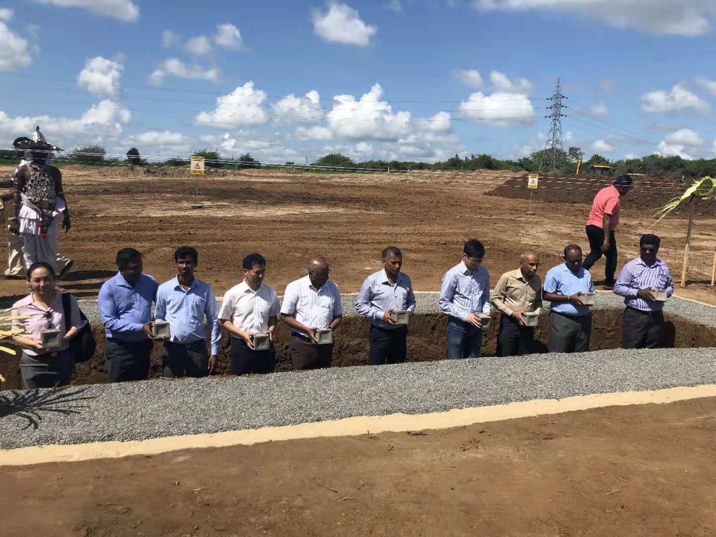 正泰承建的斯里兰卡南部变电站项目开工