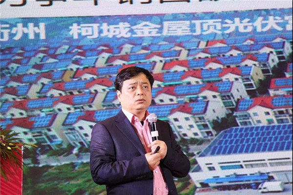 南存辉2_副本.jpg